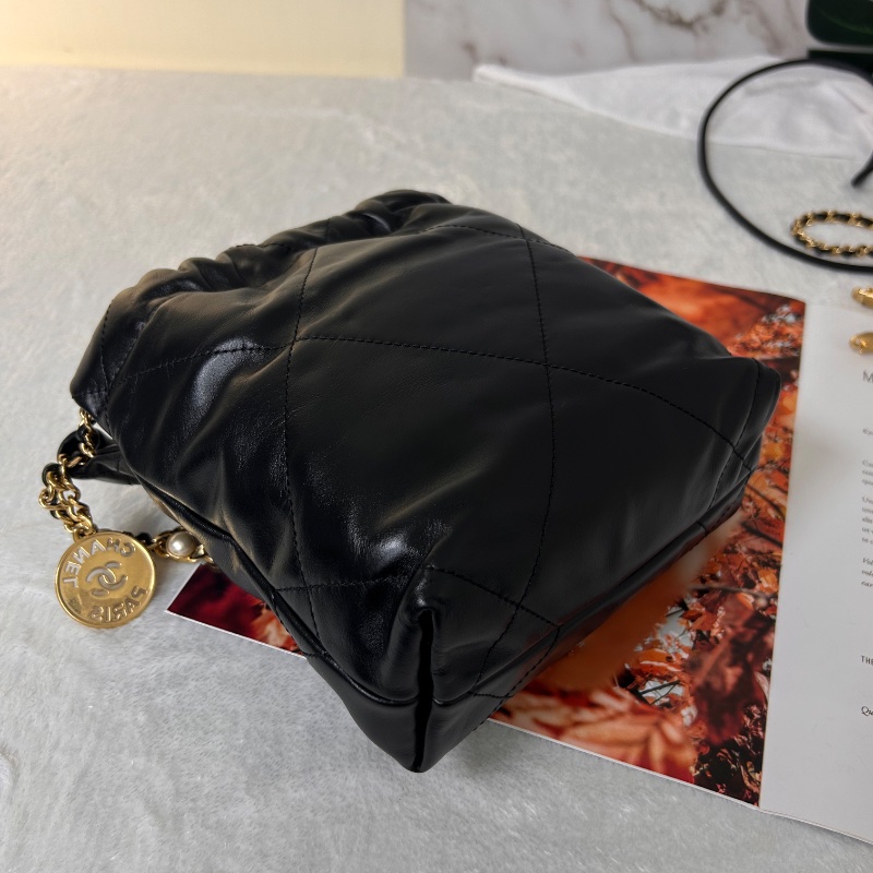 Chanel 22 迷你束口包仿珍珠 晶片水桶包-20