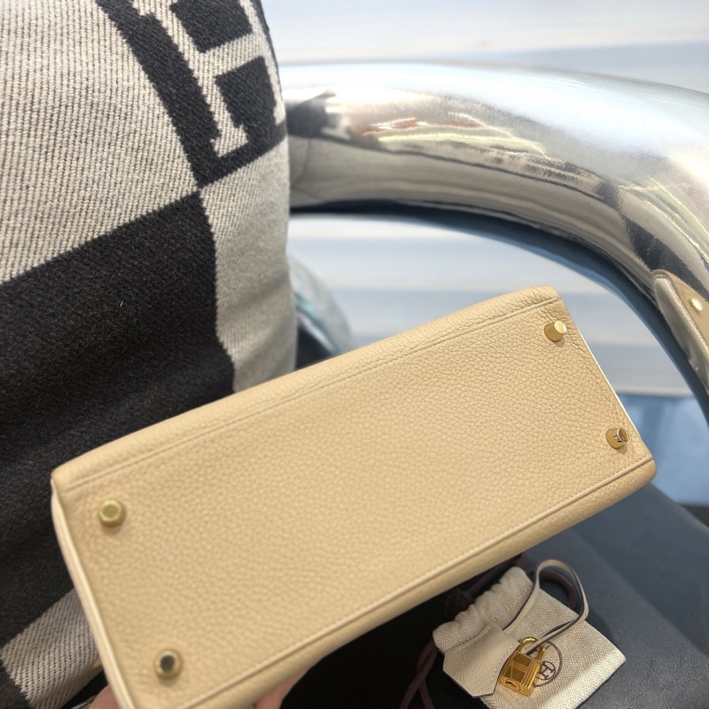 kelly28 奶昔白拼S2风衣灰-3