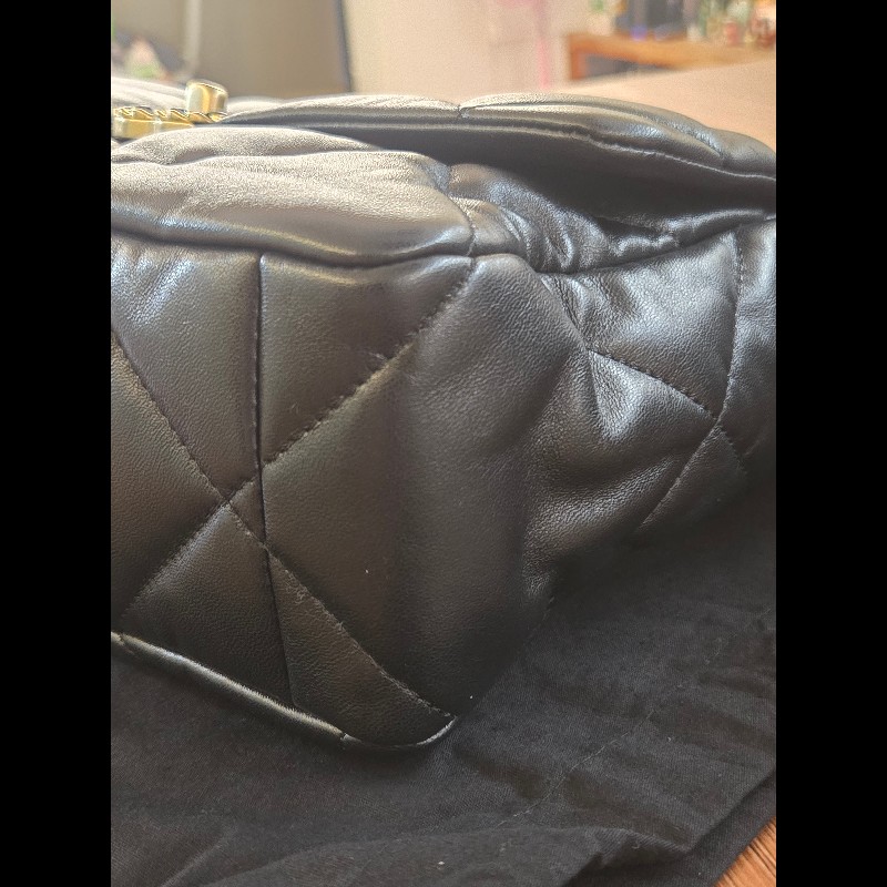 (近新閒置品)Chanel19中號黑金-6