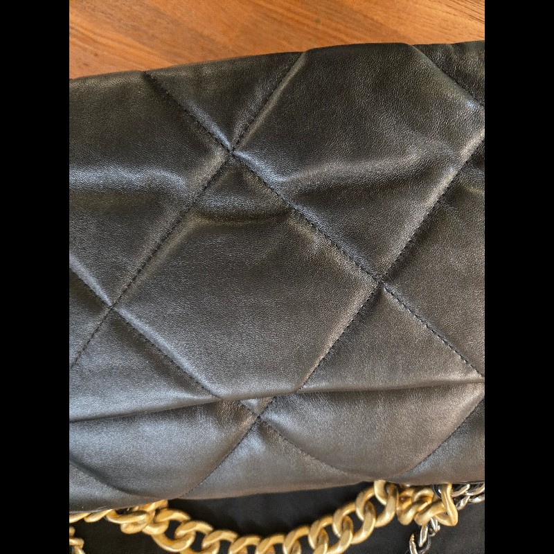 (近新閒置品)Chanel19中號黑金-8