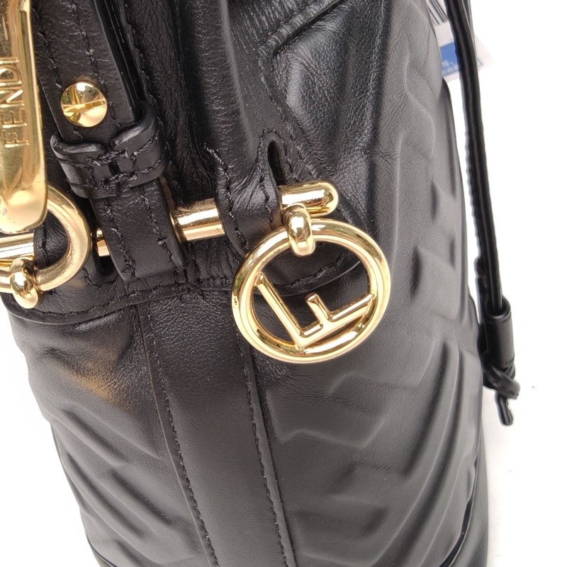 FENDI MONTRESOR迷你水桶包黑色牛皮金扣-4