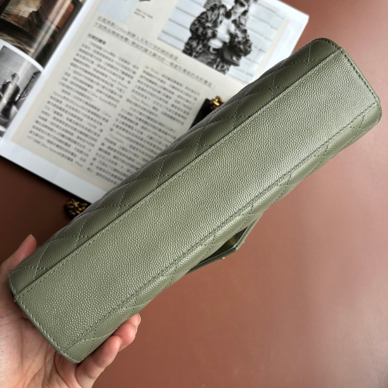 中號 :: Saint Laurent:: YSL Envelope 鼠尾草綠 粒面絎縫皮革金釦信封金鏈包 斜背包 肩背包-4