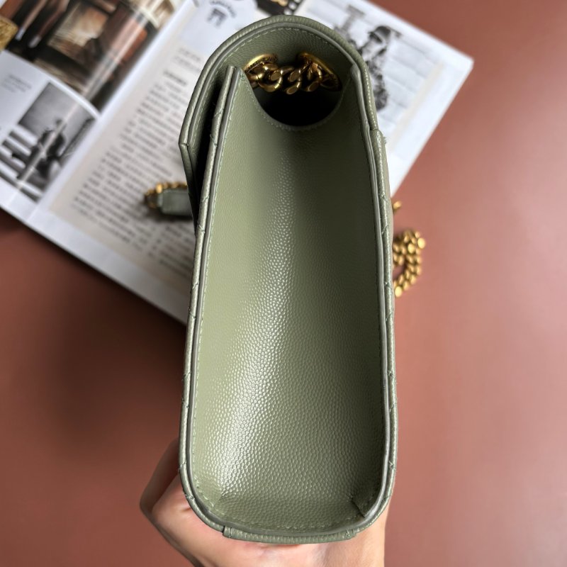 中號 :: Saint Laurent:: YSL Envelope 鼠尾草綠 粒面絎縫皮革金釦信封金鏈包 斜背包 肩背包-6