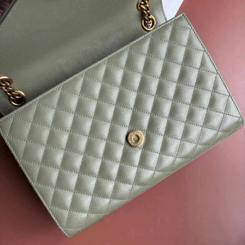 中號 :: Saint Laurent:: YSL Envelope 鼠尾草綠 粒面絎縫皮革金釦信封金鏈包 斜背包 肩背包-13