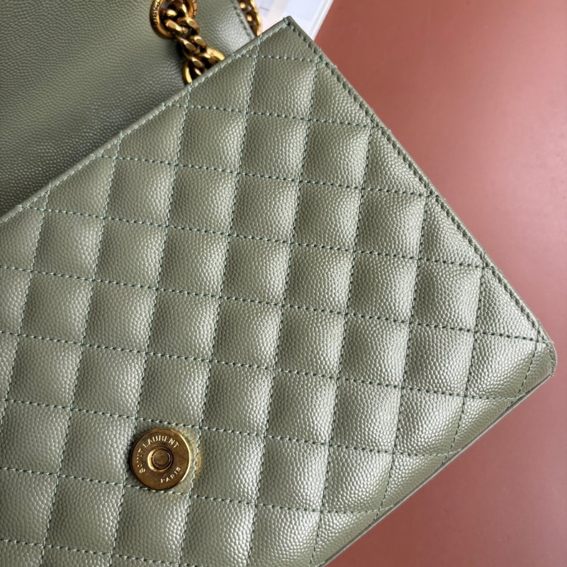 中號 :: Saint Laurent:: YSL Envelope 鼠尾草綠 粒面絎縫皮革金釦信封金鏈包 斜背包 肩背包-14