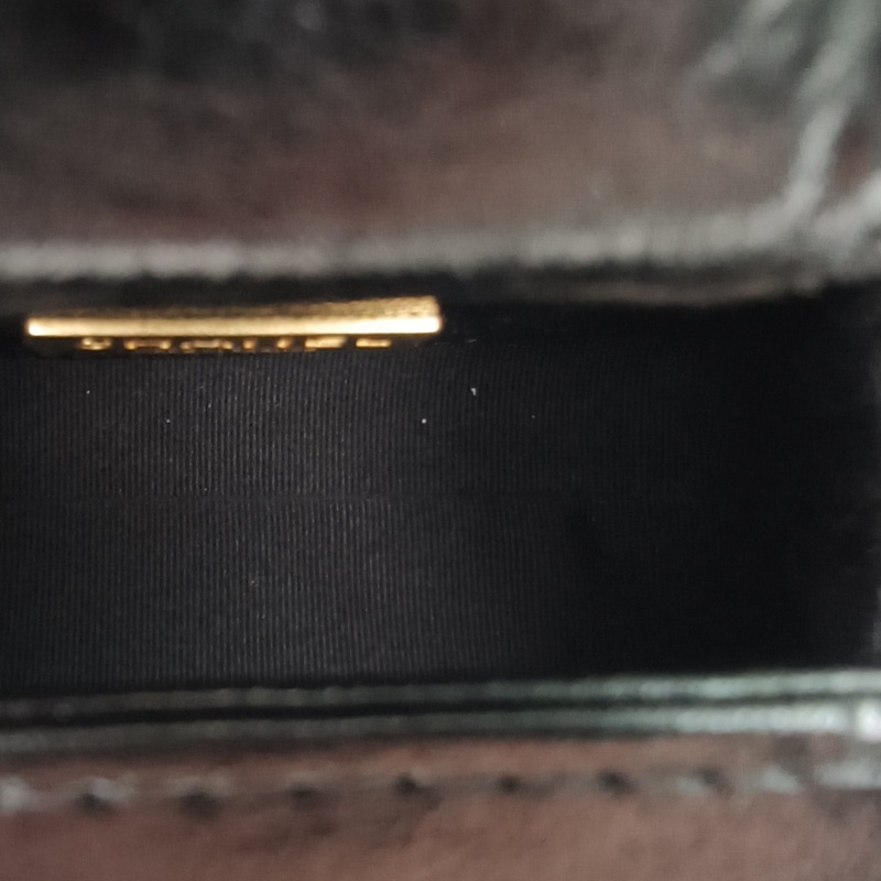 CHANEL 24A醫生包/超mini黑色羊皮鐳射標金扣-5