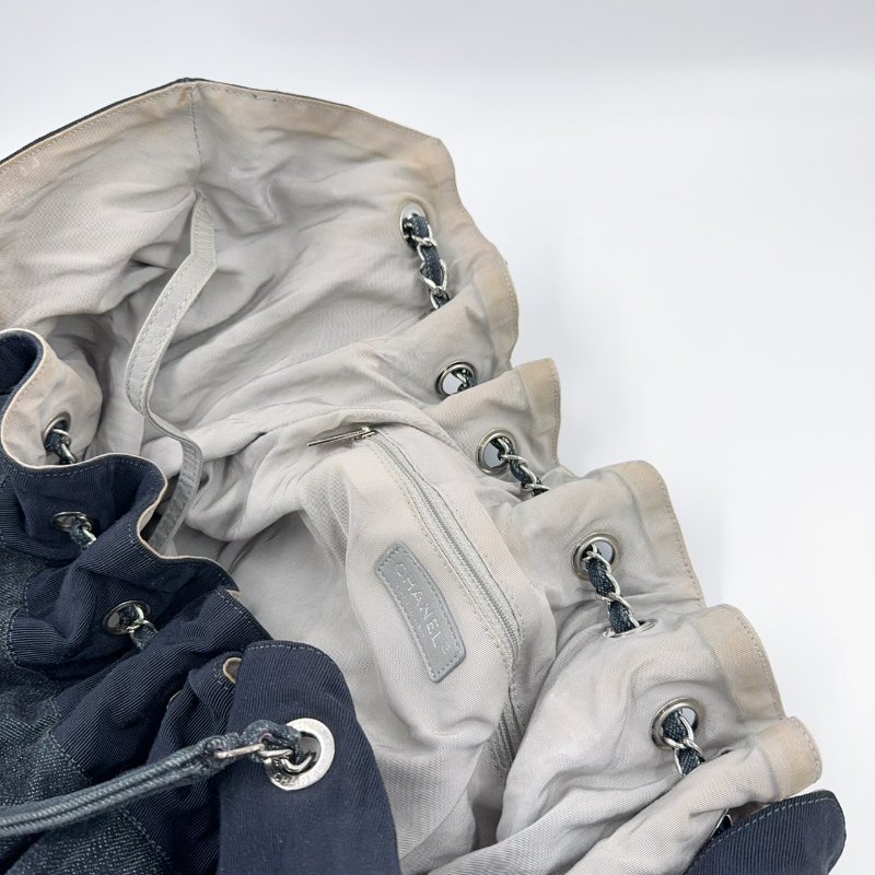 CHANEL深藍色丹寧牛仔肩背托特包(超甜甜價)-18