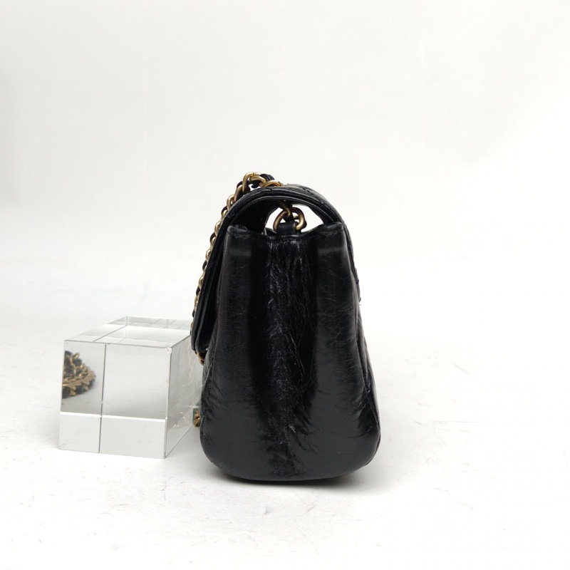 CHANEL 黑色牛皮26開金扣CF口蓋包mini方胖子V紋斜挎包-1