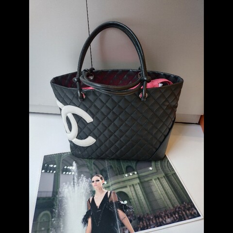 Chanel 黑底白雙C康朋大托特包