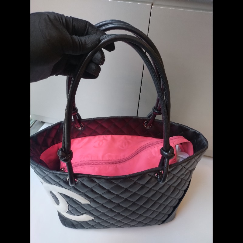 Chanel 黑底白雙C康朋大托特包-9