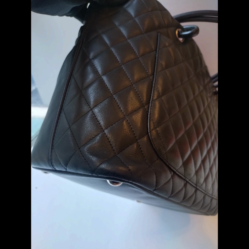 Chanel 黑底白雙C康朋大托特包-11