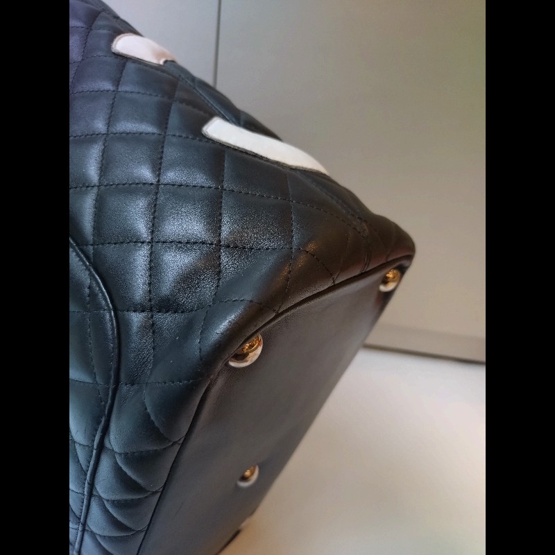 Chanel 黑底白雙C康朋大托特包-12