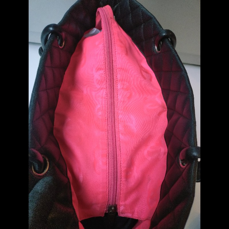 Chanel 黑底白雙C康朋大托特包-23