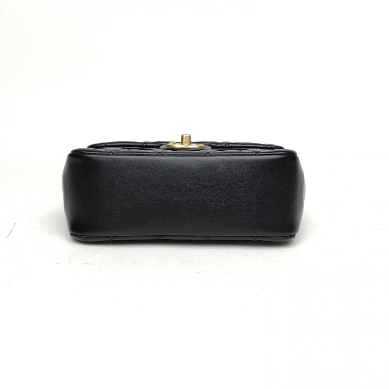 CHANEL CF口蓋包黑色羊皮晶片開金扣珍珠皮穿三鏈手柄-3