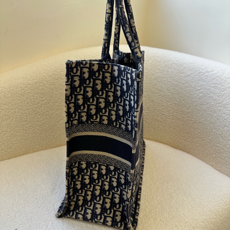 Dior迪奧 Book Tote 19年編碼 藍色刺繡大號-2