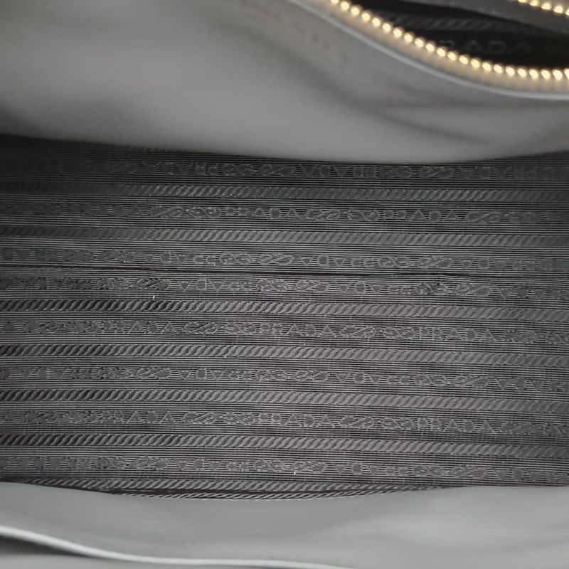 PRADA 深灰牛皮金扣經典saffiano十字紋托特包手提包-5