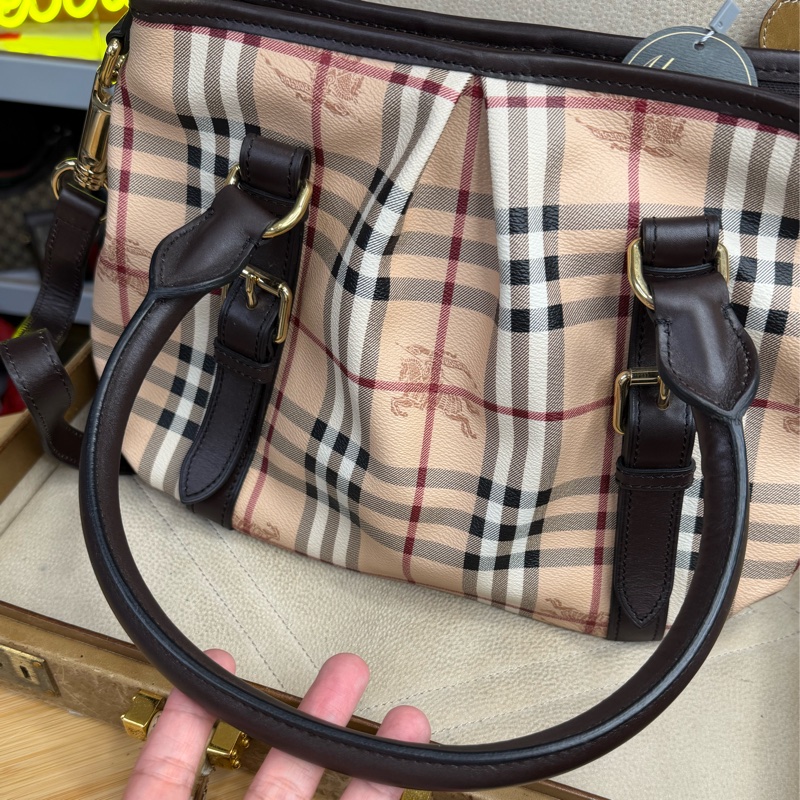 上架中🔑Burberry 經典格紋拉鍊3用包-25