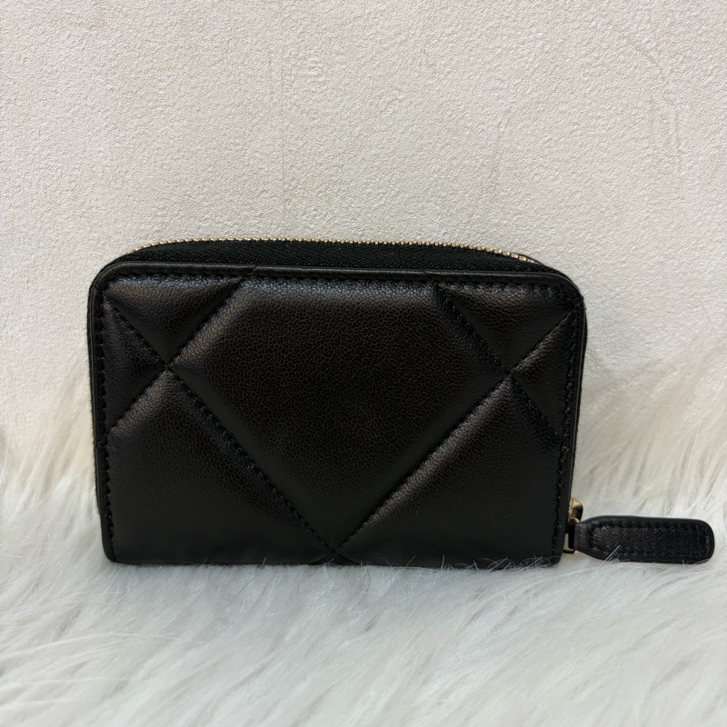 Chanel 19 AP0949 黑羊皮金扣短夾 短夾 零錢包 卡包 卡夾-2