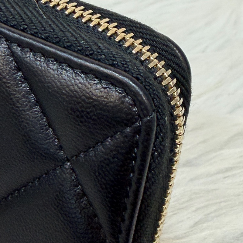 Chanel 19 AP0949 黑羊皮金扣短夾 短夾 零錢包 卡包 卡夾-13