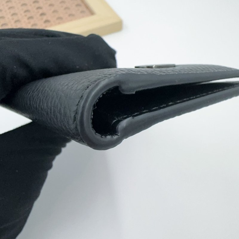 DIOR黑色牛皮直式對折卡夾-6