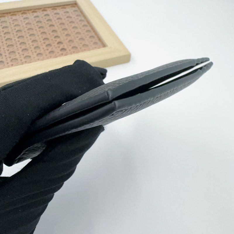 DIOR黑色牛皮直式對折卡夾-7