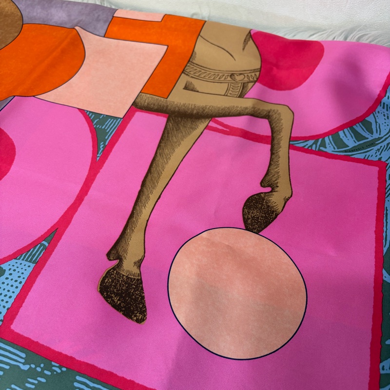 HERMES Cavalier En Formes 馬 駿馬 圖形騎士 方巾 絲巾 90ㄨ90-8