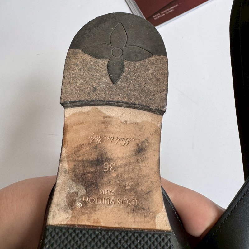 ‼️超級百搭LV黑色簡約涼鞋 36-5