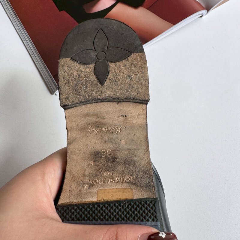 ‼️超級百搭LV黑色簡約涼鞋 36-10