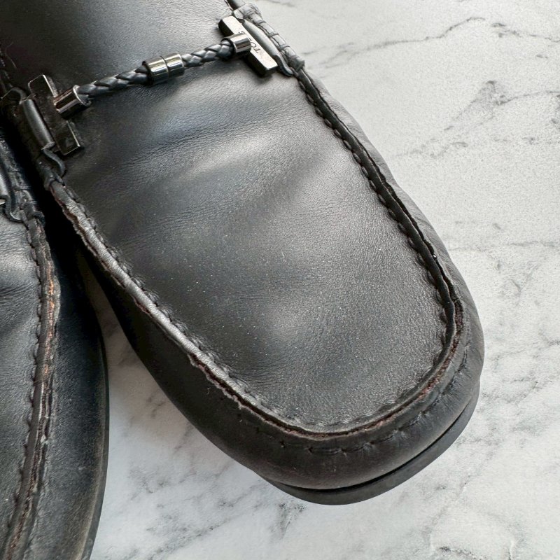 👟上班必買款 TODS 男生黑色樂福鞋-3