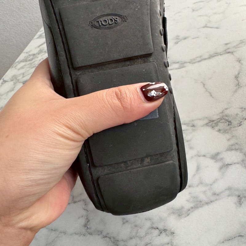 👟上班必買款 TODS 男生黑色樂福鞋-16