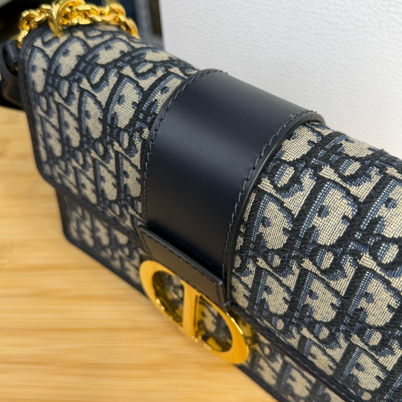 上架中🔑 Dior Montaigne 蒙田30-16