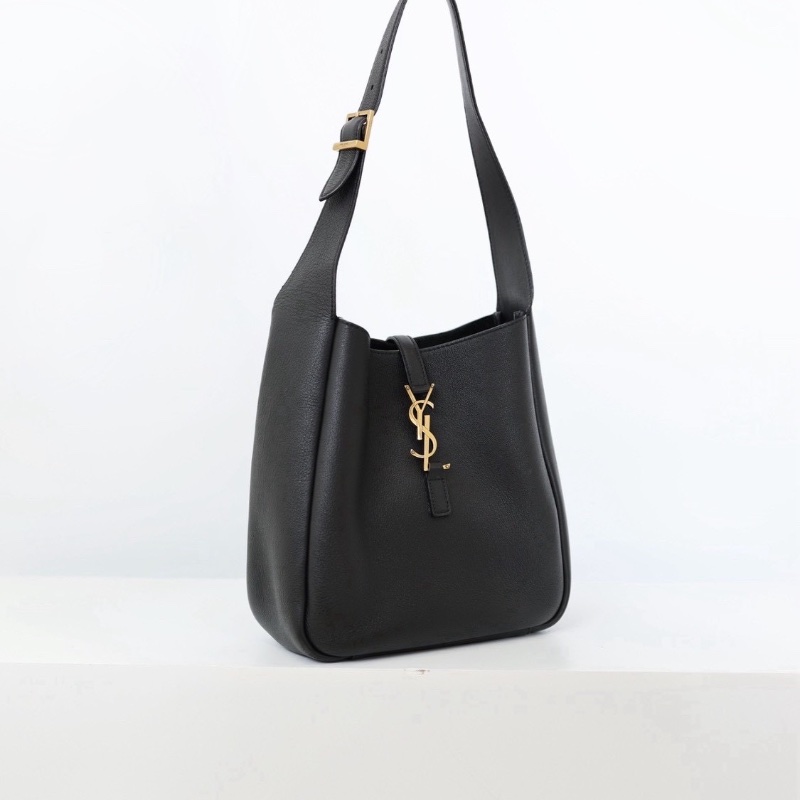 二手Ysl Le 5 à 7 hobo 水桶腋下包-1