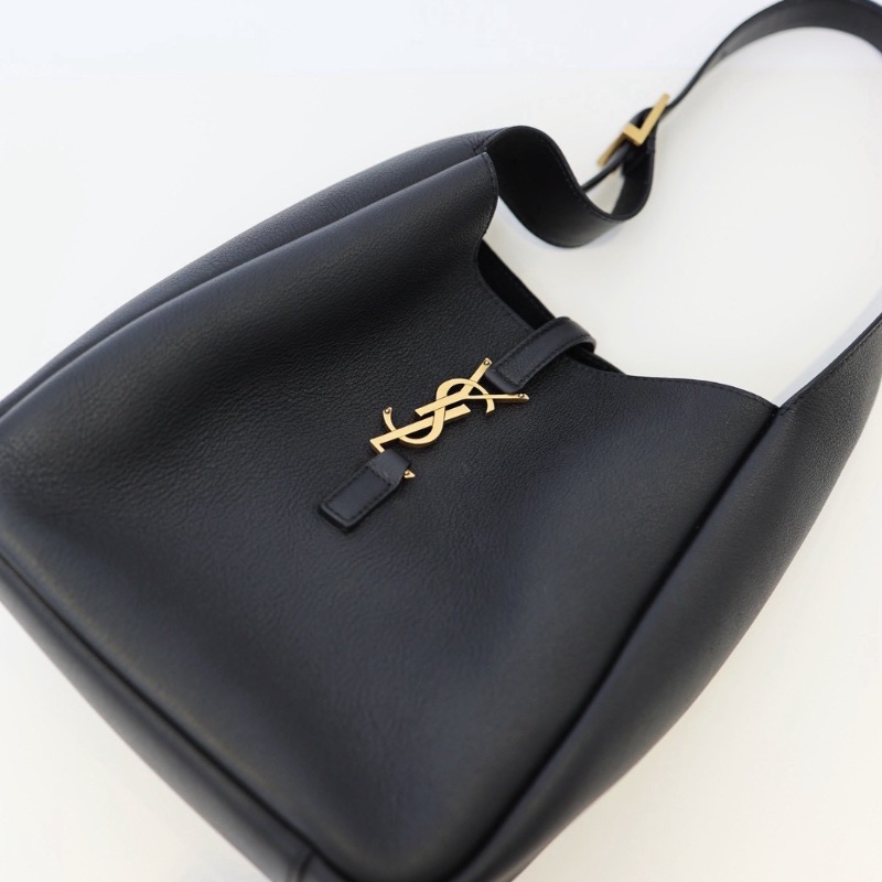 二手Ysl Le 5 à 7 hobo 水桶腋下包-4