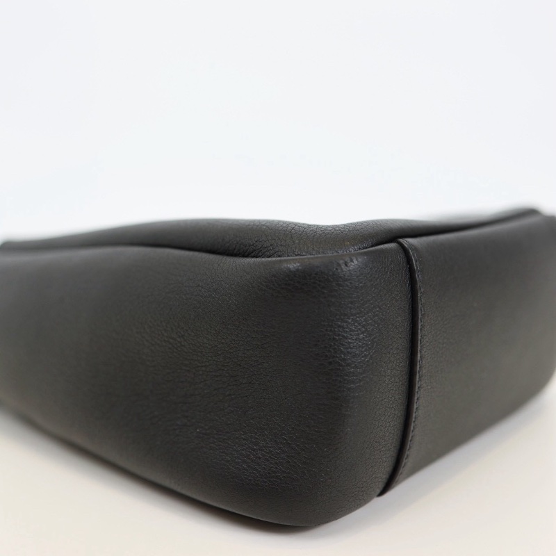 二手Ysl Le 5 à 7 hobo 水桶腋下包-9