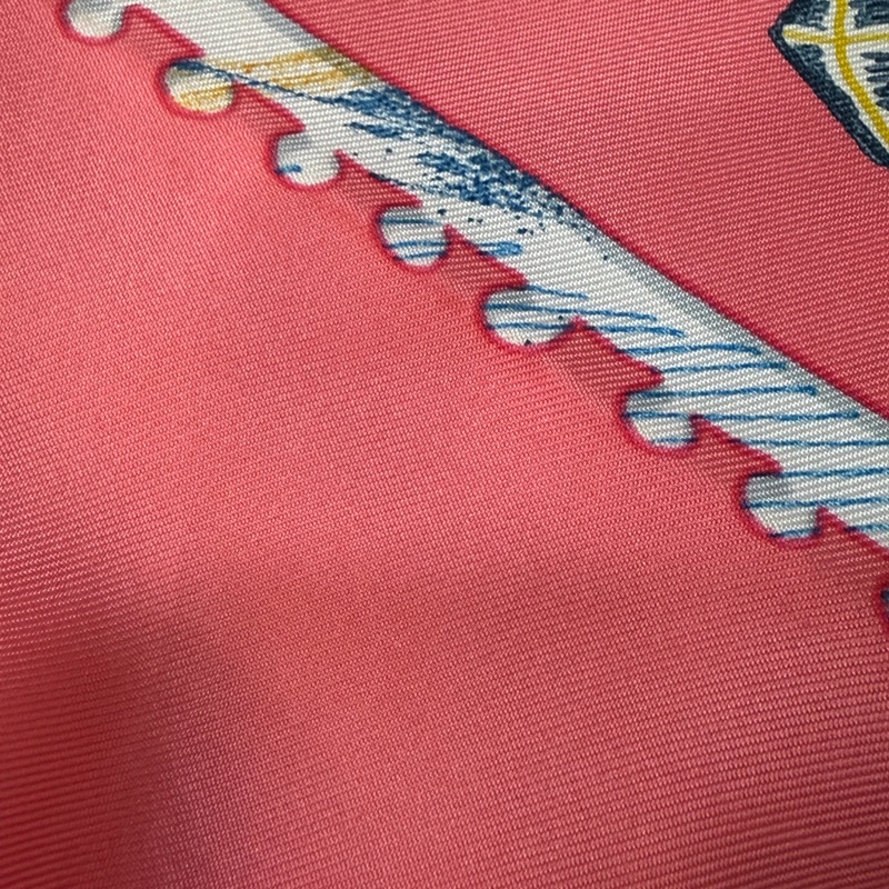 HERMES Chevaloscope 桃粉橘 藍色 多彩 趣味 百變造型 馬頭方形 90ㄨ90 絲巾-13