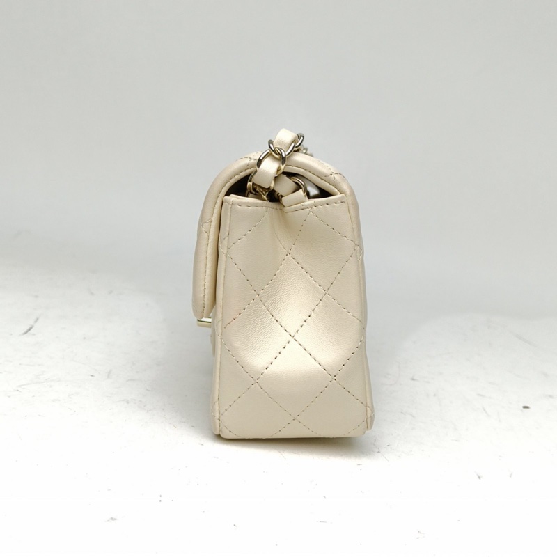 CHANEL CF口蓋包大Mini20cm白色羊皮晶片開金扣-1