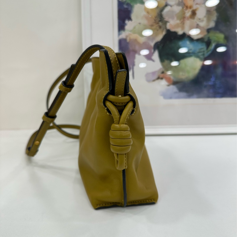 Loewe 羅意威 Flamenco福袋包 薑黃 22年有購證 尺寸:25*17*6.5-3