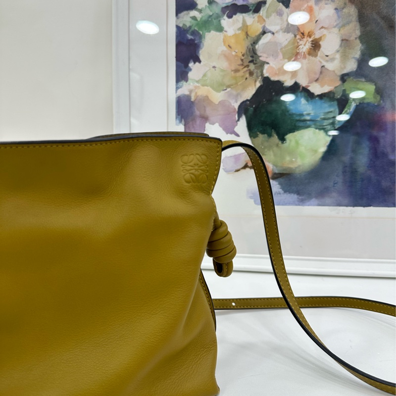 Loewe 羅意威 Flamenco福袋包 薑黃 22年有購證 尺寸:25*17*6.5-6