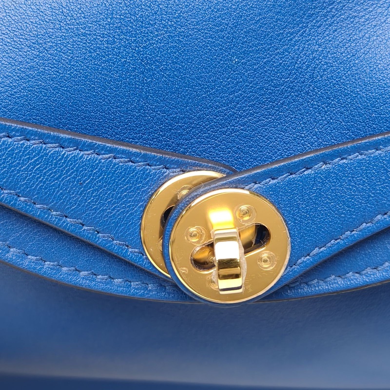HERMES LindyMini二代法國藍Swift皮U刻金扣-4