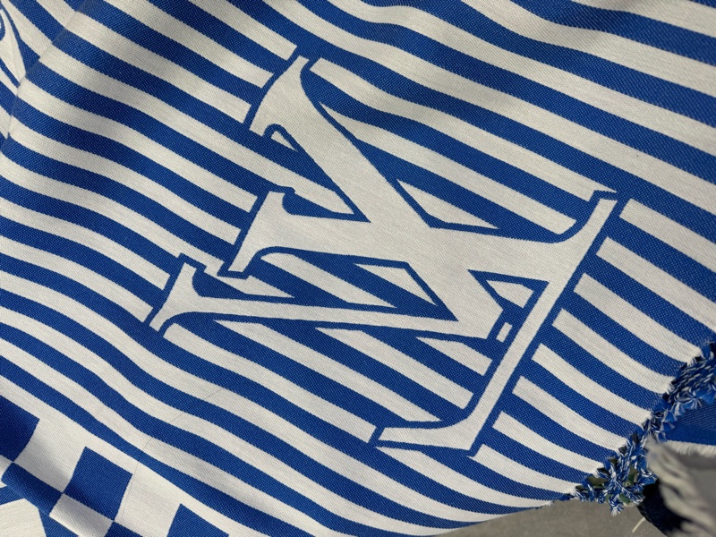 Louis vuitton 沙滩巾,沙花巾-6