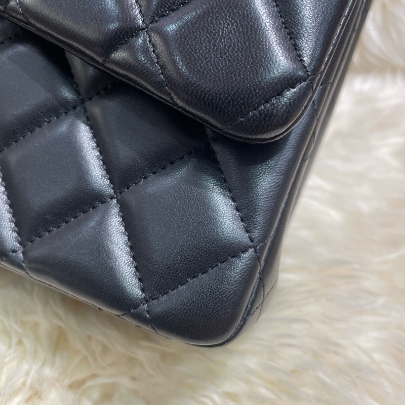 Chanel Maxi Jumbo 羊皮銀扣-3