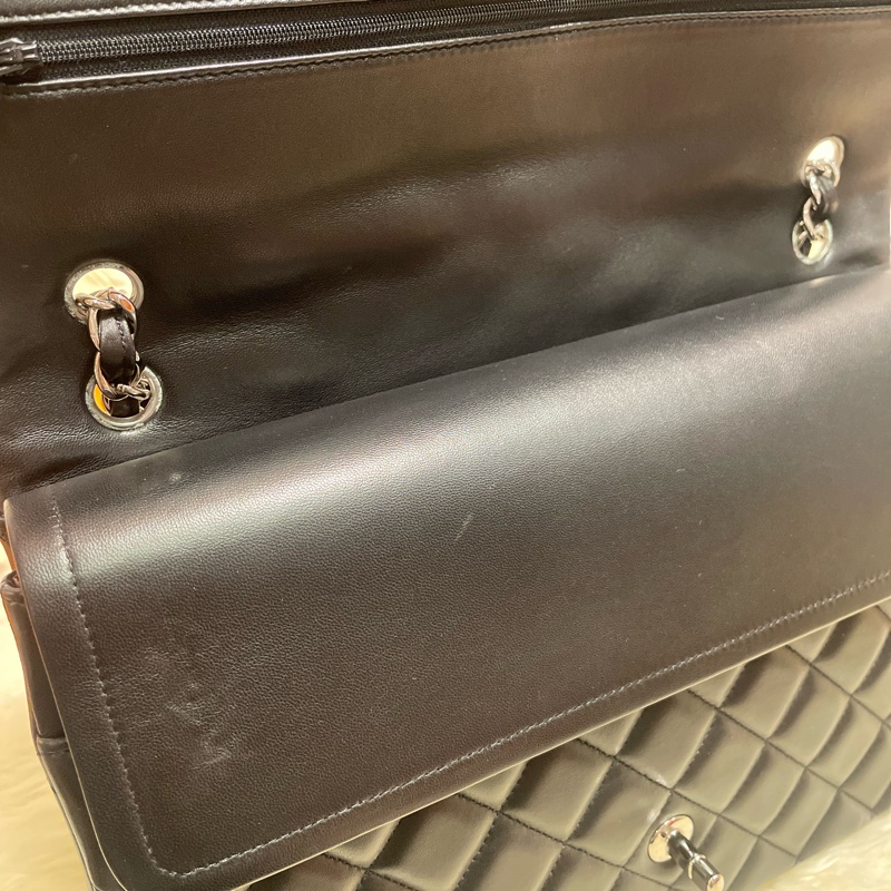 Chanel Maxi Jumbo 羊皮銀扣-6