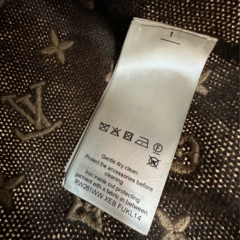 LV 路易威登 LOUIS VUITTON SS26 九月系列 純色圓領山羊絨針織套頭毛衣 女款 XS碼-3