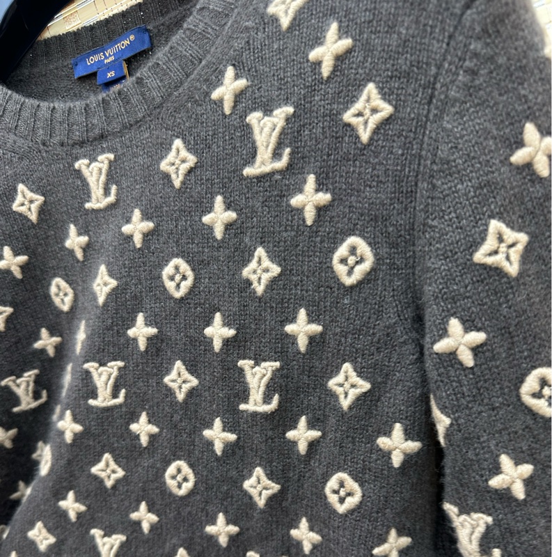 LV 路易威登 LOUIS VUITTON SS26 九月系列 純色圓領山羊絨針織套頭毛衣 女款 XS碼-4