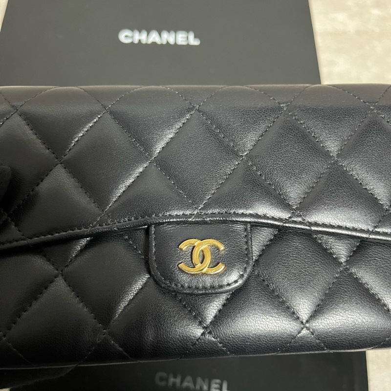 正品 Chanel 經典2折黑金羊皮長夾-10