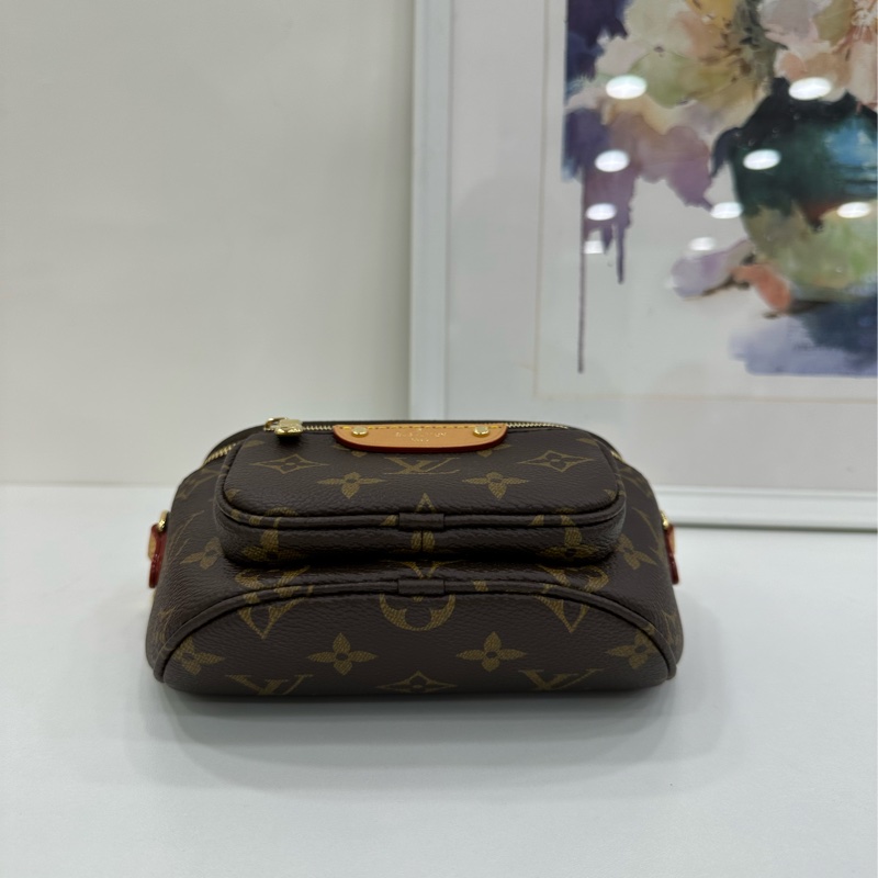 LV路易威登 mini bumbag 老花腰包 金色鏈條肩帶 可斜挎可腰包 晶片 閒置 17*12cm-5