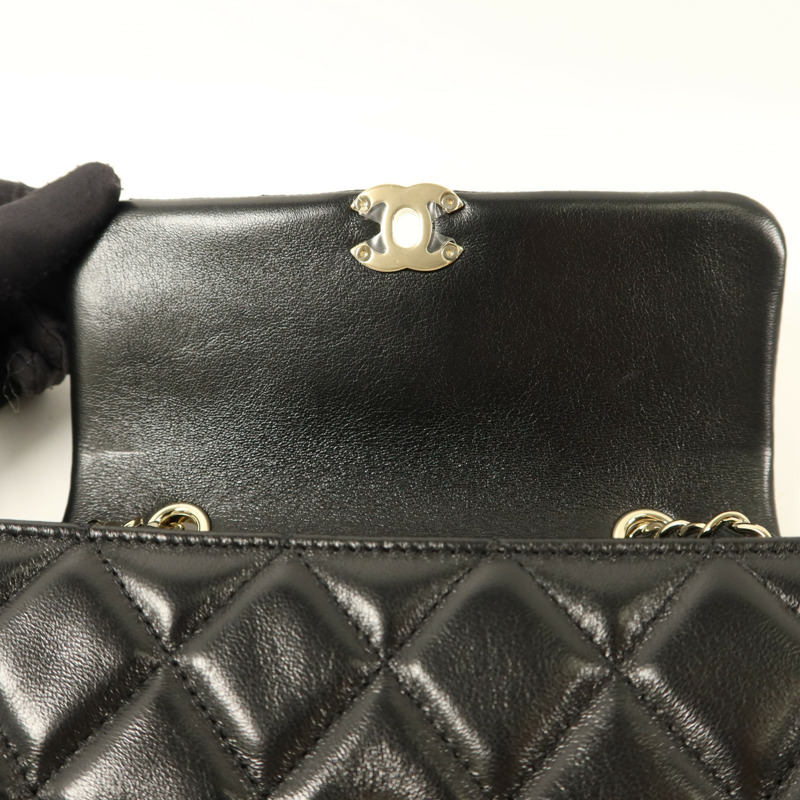 CHANEL 羊皮皮革Mini Flap Bag金扣鏈帶肩背袋-10