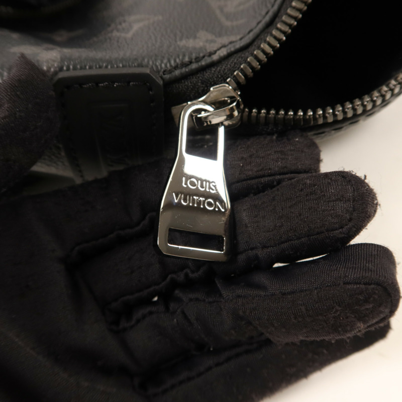 LOUIS VUITTON Monogram Eclipse Discovery PM銀扣背包-10