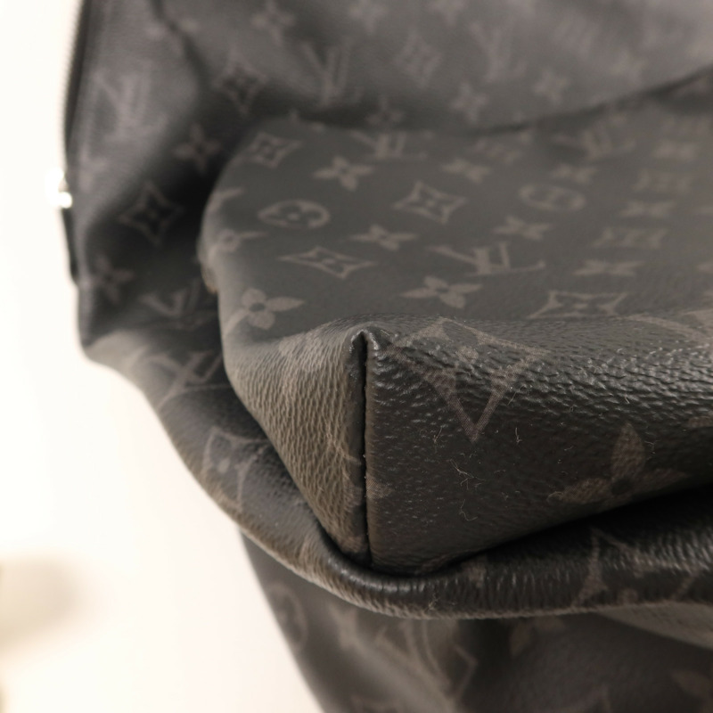 LOUIS VUITTON Monogram Eclipse Discovery PM銀扣背包-14