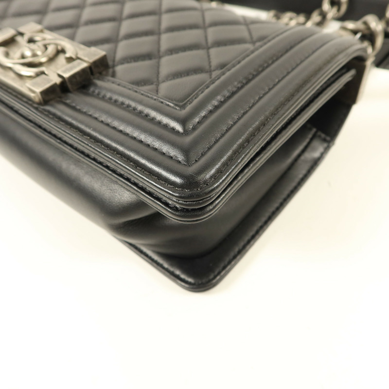 CHANEL 羊皮皮革Boy 20鏈帶肩背袋-13